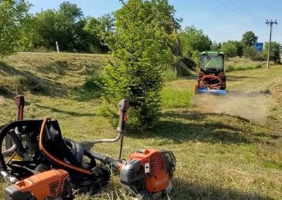 letna udrzba exterierov_unicarback_udzba zelene_kosenie travy_mulcovanie